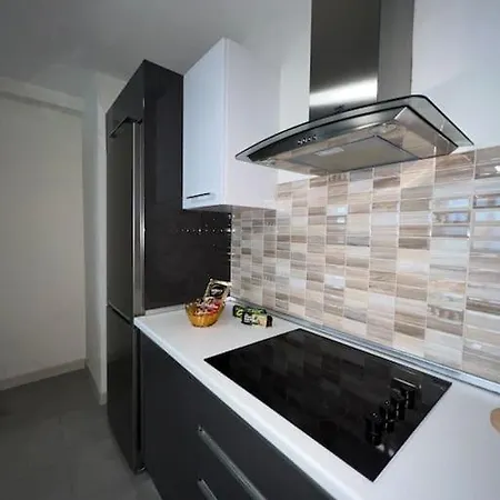 Luxury Nefertiti Ii * Skopje