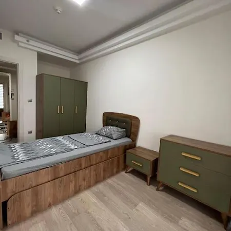 Lägenhet Luxury Nefertiti Ii Skopje