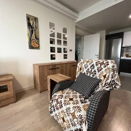 Lägenhet Luxury Nefertiti Ii